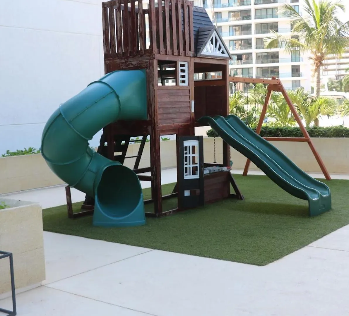 Exclusive Water Front Villa Cancun Mexico