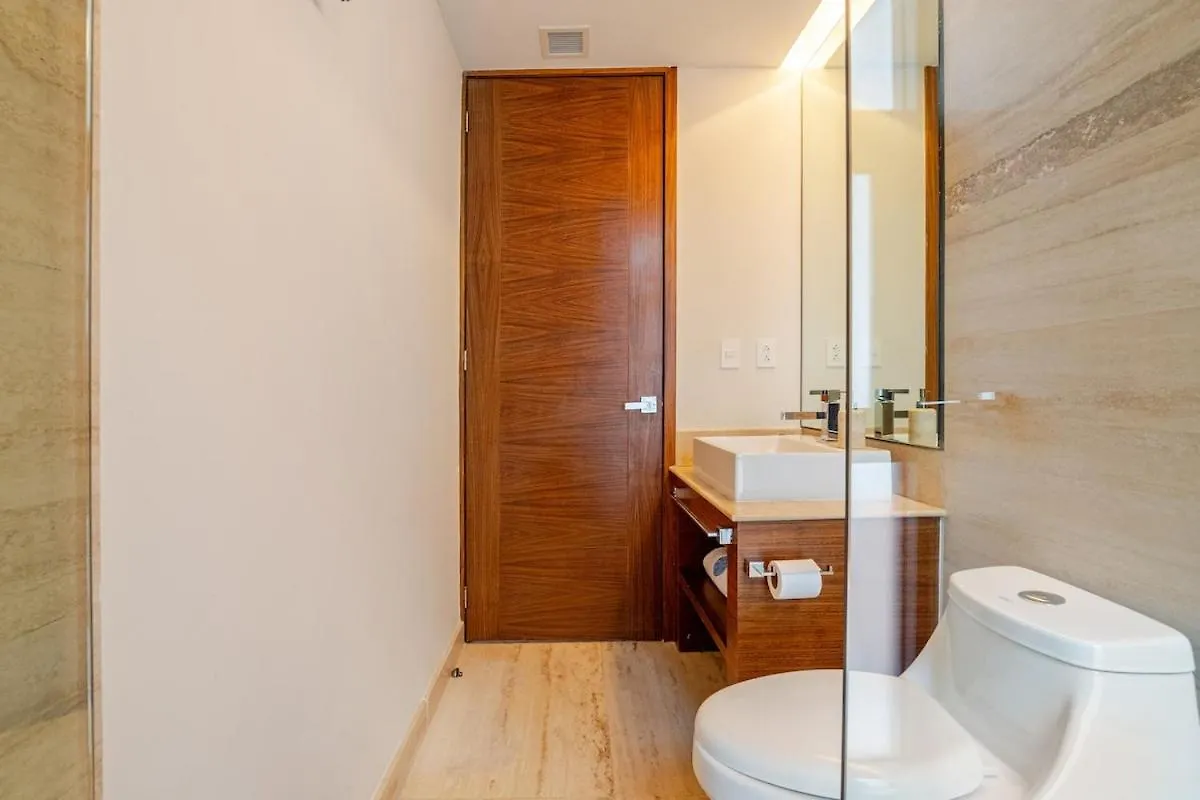 Exclusive Water Front Villa Cancun Mexico