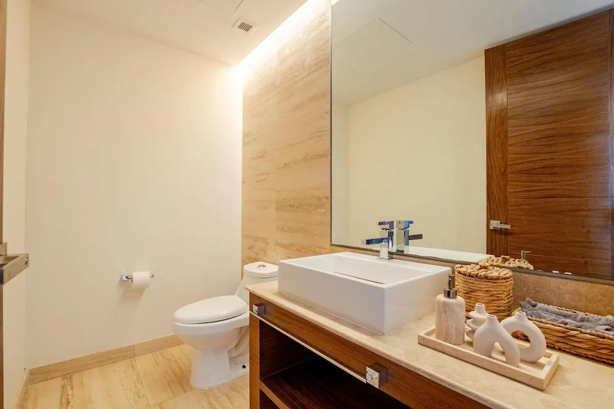 Exclusive Water Front Villa Cancun 0*,