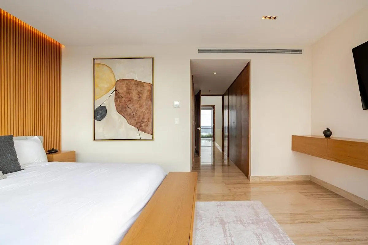 Exclusive Water Front Villa Cancun 0*,