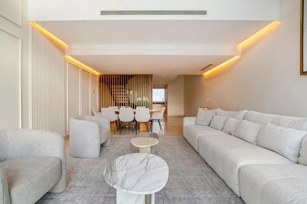 Exclusive Water Front Villa Cancun